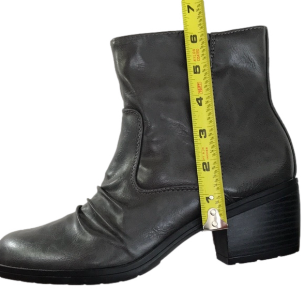 LIFE STRIDE SOFT SYSTEM Watchful Gray Faux Leather Almond Toe Ankle Zip Boots—8M - Picture 15 of 16